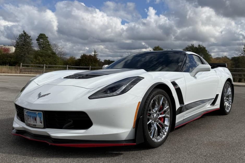 2015 Chevrolet Corvette C7 Z06 sold for $57,000