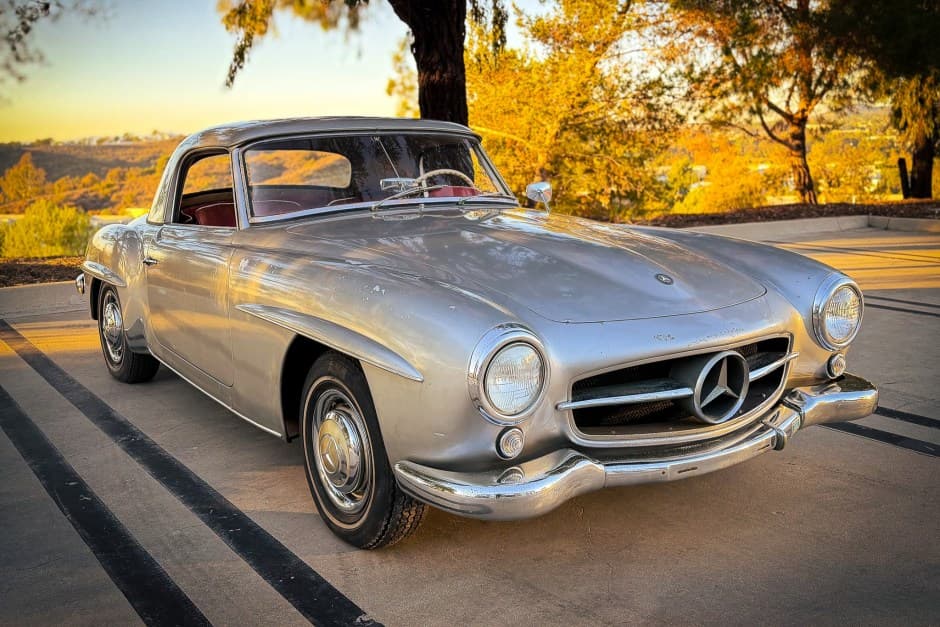 1957 Mercedes-Benz 190SL sold for $52,000