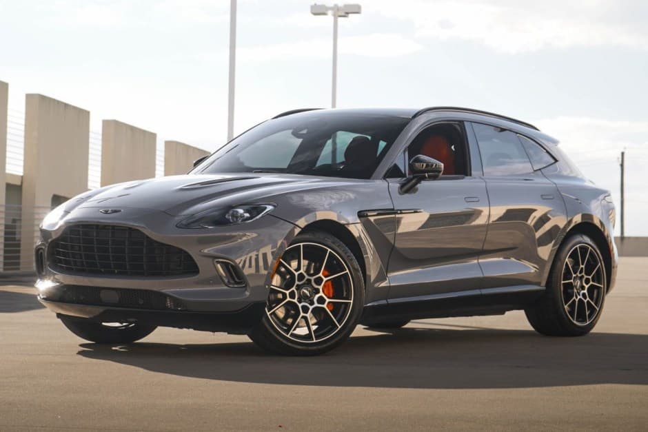 2021 Aston Martin DBX sold for $86,055