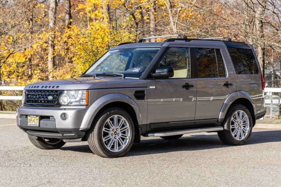 2013 Land Rover LR4 sold for $13,000