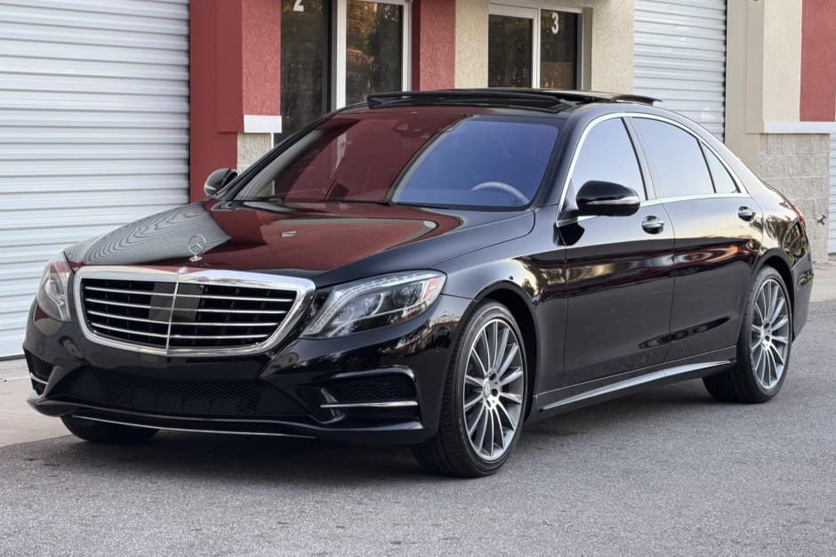 2015 Mercedes-Benz W222 S-Class sold for $28,000