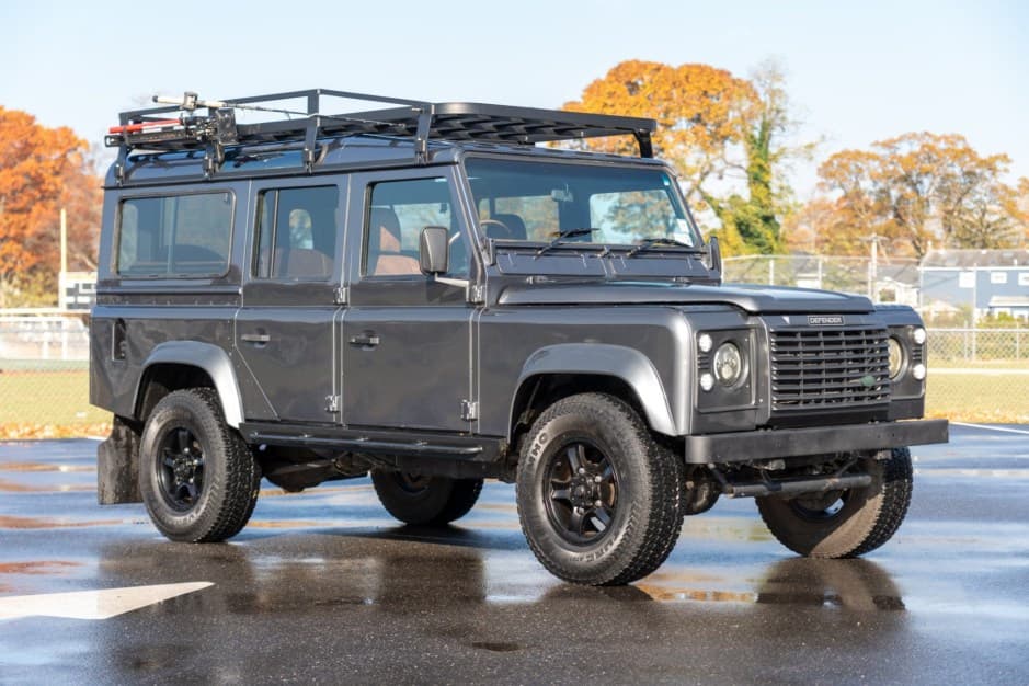 1989 Land Rover 110 / Defender 110 (Euro Spec) sold for $27,500