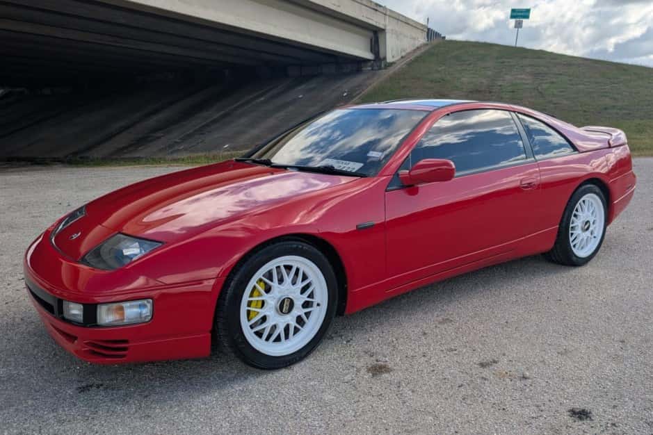 1993 Nissan Z32 300ZX sold for $15,000