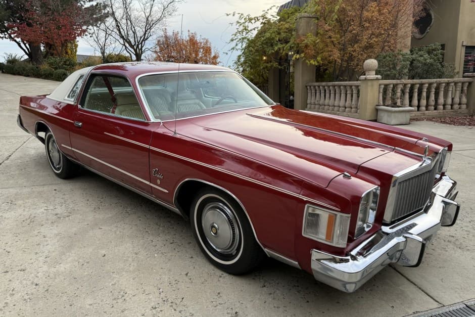 1979 Chrysler Cordoba sold for $9,100