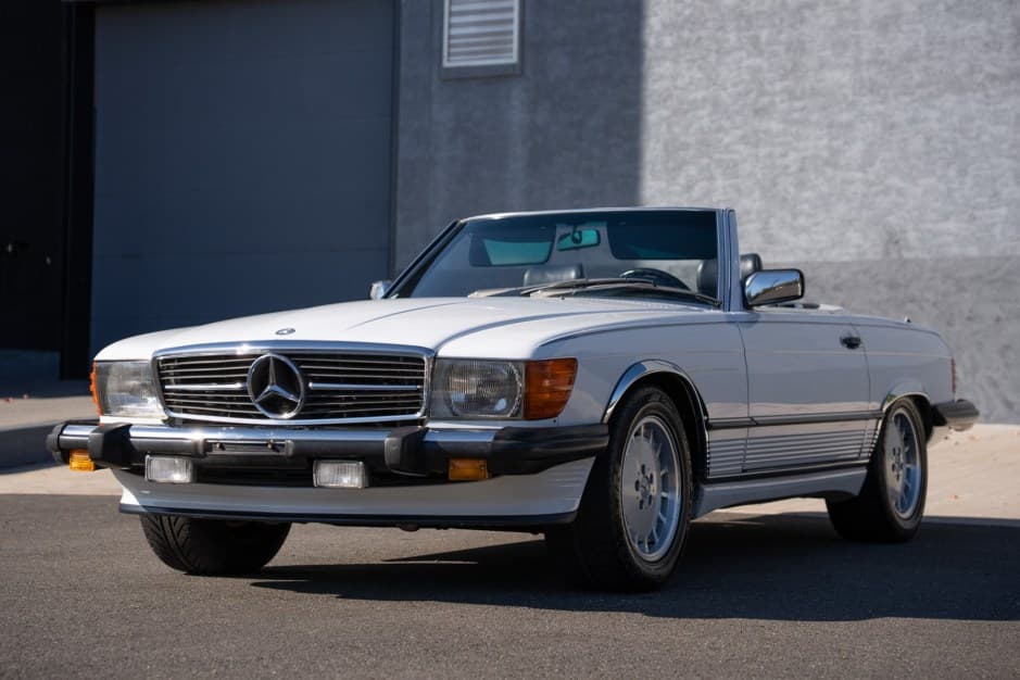1986 Mercedes-Benz R107 SL sold for $28,500