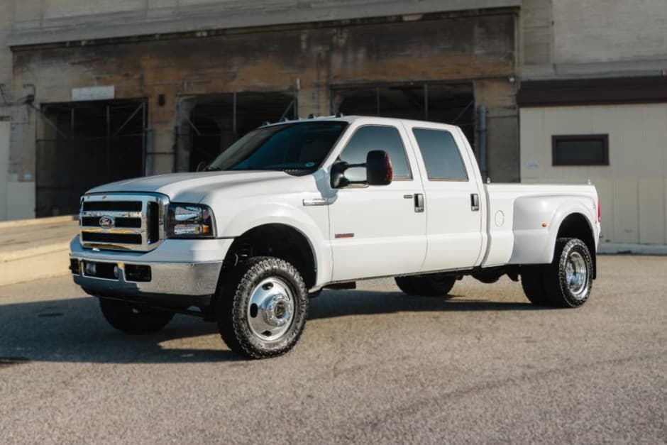 2006 Ford Super Duty 1999-2007 sold for $24,500