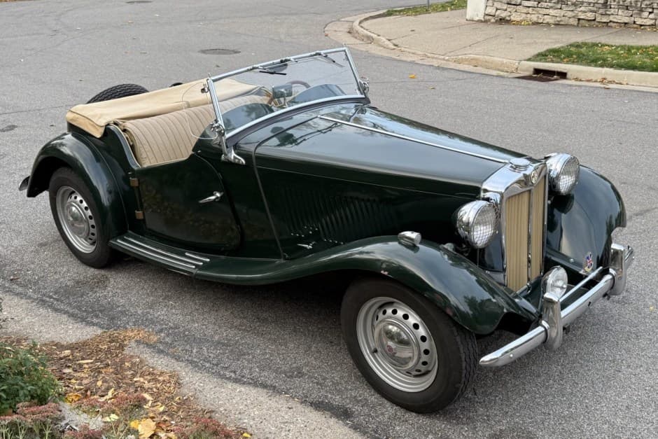 1953 MG TD sold for $9,250