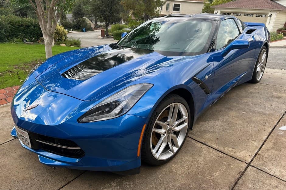2014 Chevrolet Corvette C7 Stingray Coupe sold for $40,001