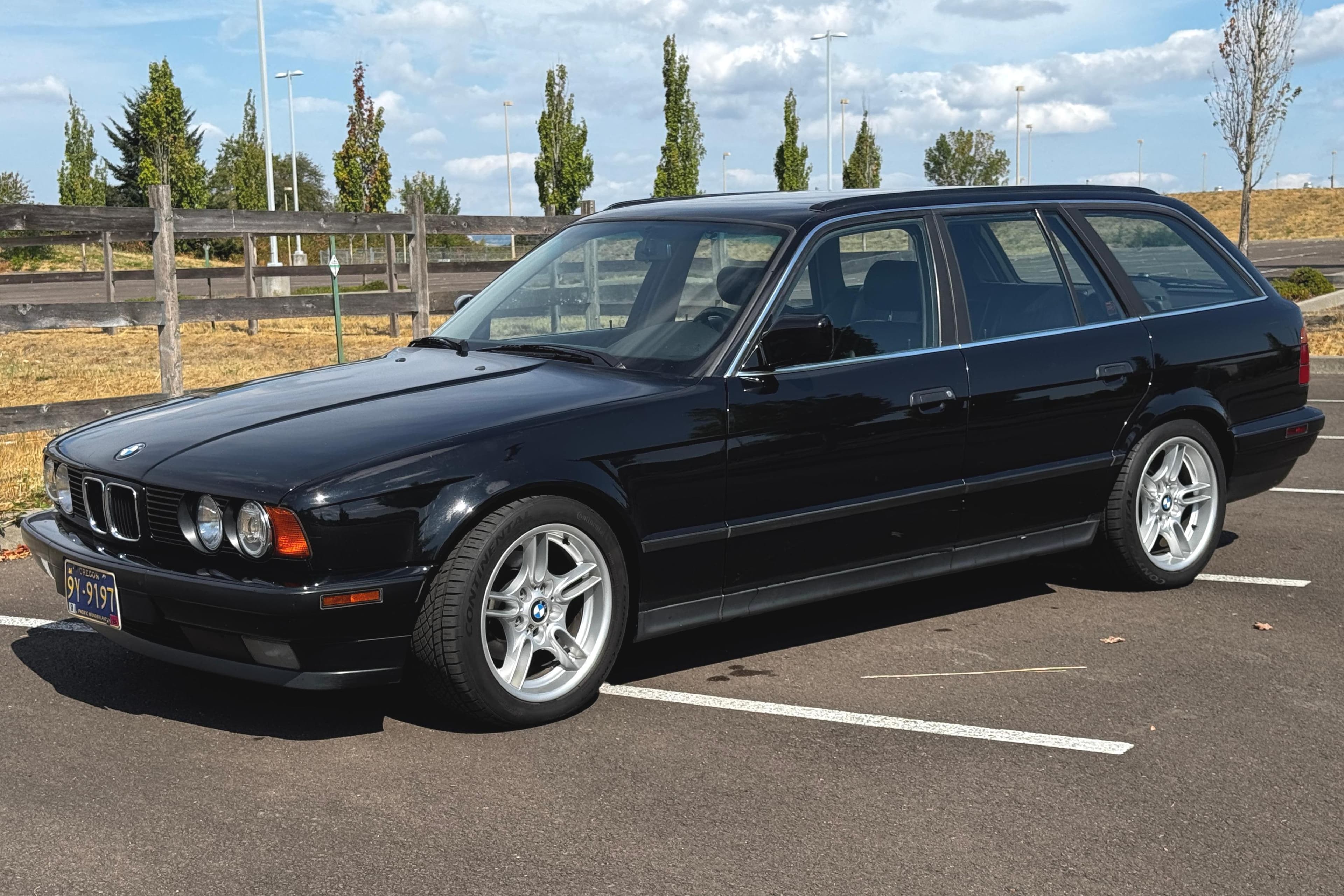 1992 BMW 5 Series sold for $14,750