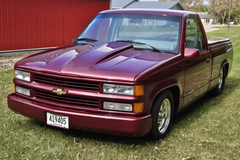 1992 Chevrolet C/K GMT400 (1988-2002) sold for $25,000