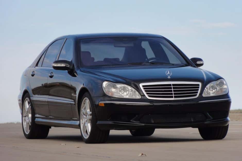 2006 Mercedes-Benz W220 S-Class sold for $12,527