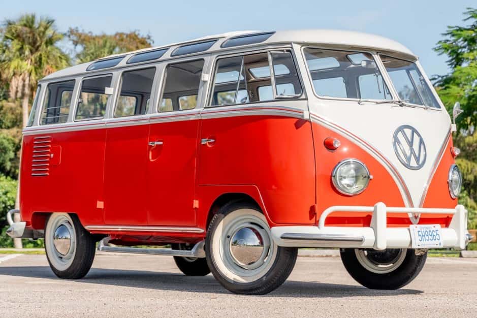 1960 Volkswagen Split-Window Bus sold for $85,000