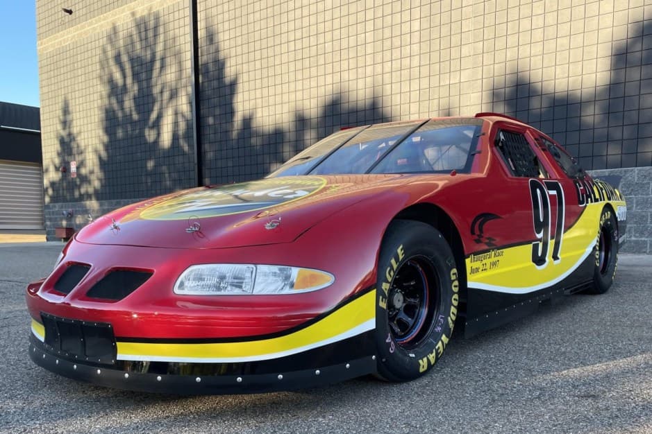 1997 Pontiac Grand Prix sold for $12,097