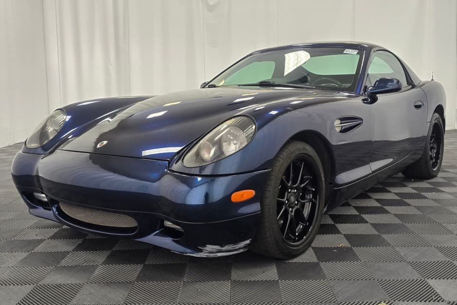 2004 Panoz Esperante sold for $21,250