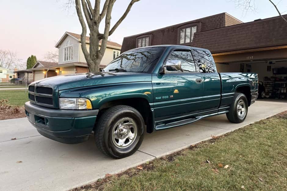 1997 Dodge Ram 1500 (1994-2001) sold for $6,600