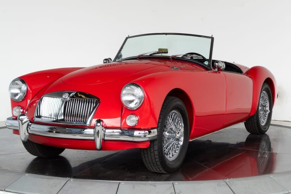 1962 MG MGA sold for $30,750