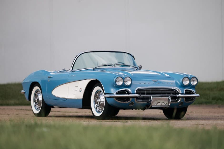 1961 Chevrolet Corvette C1 sold for $82,000