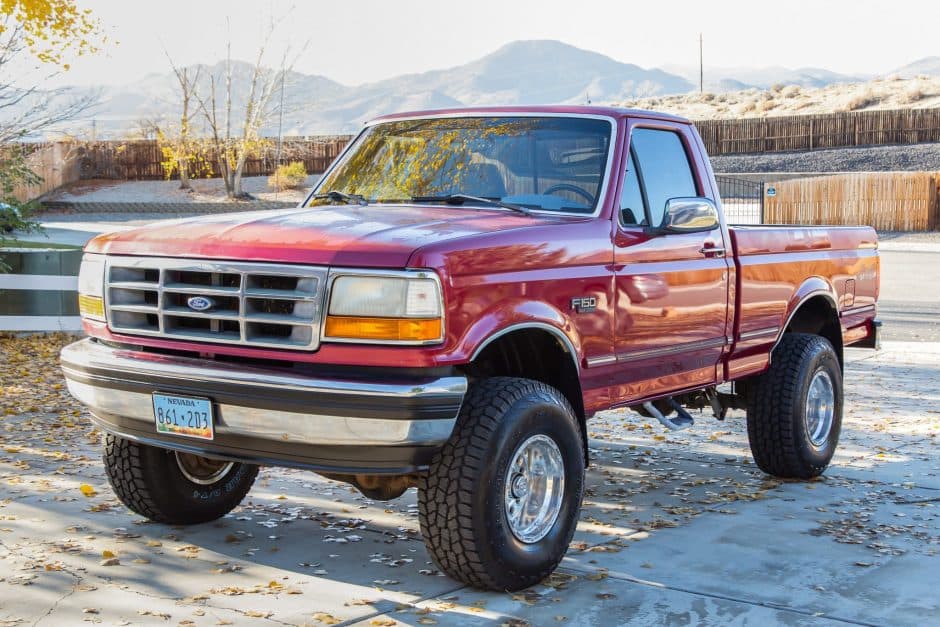 1995 Ford F-Series 1992-1997 sold for $15,500
