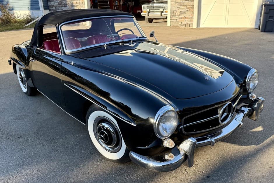 1956 Mercedes-Benz 190SL sold for $72,000