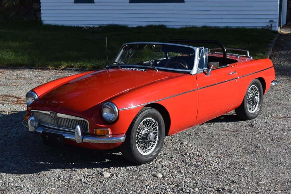 1969 MG MGB sold for $16,000