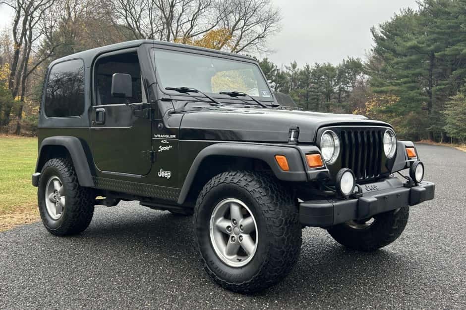 1999 Jeep Wrangler TJ (1997-2006) sold for $9,600