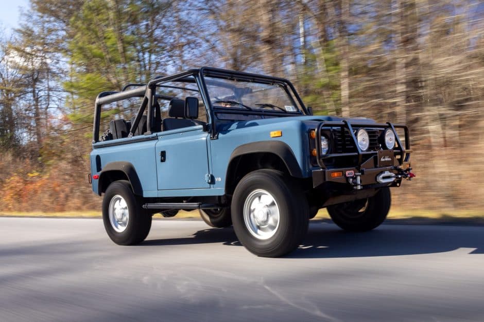 1994 Land Rover Defender 90 NAS sold for $118,750