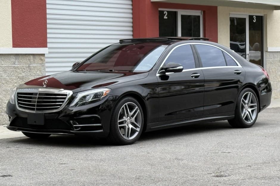 2015 Mercedes-Benz W222 S-Class sold for $27,000