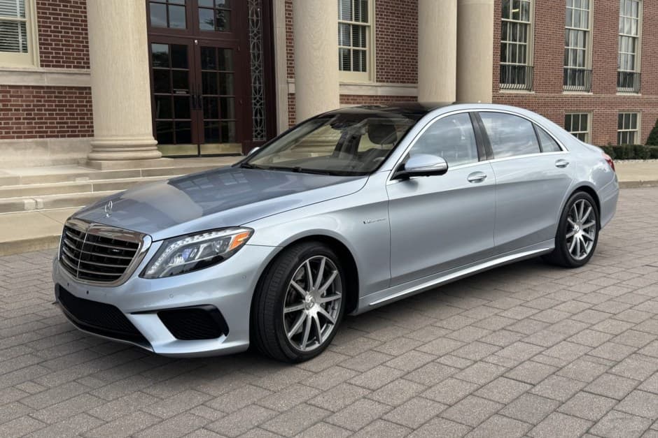 2015 Mercedes-Benz W222 S-Class sold for $65,000