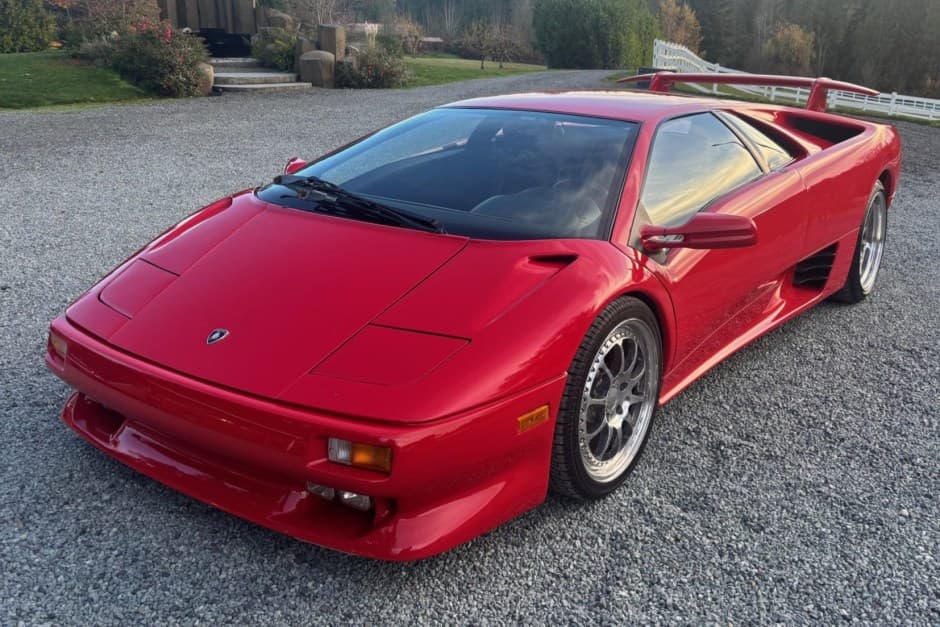 1995 Lamborghini Diablo sold for $265,000