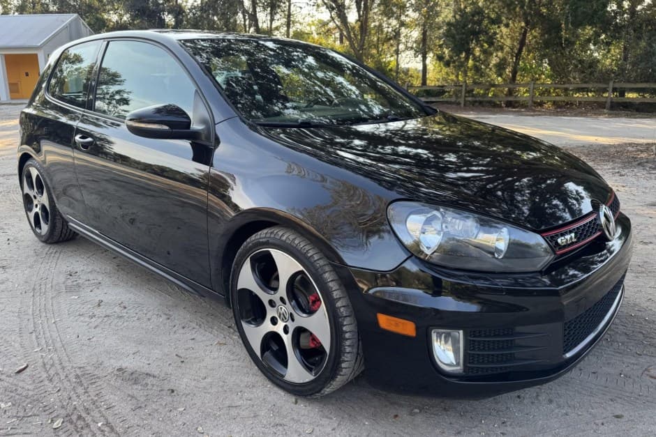 2012 Volkswagen GTI Mk6 sold for $6,312