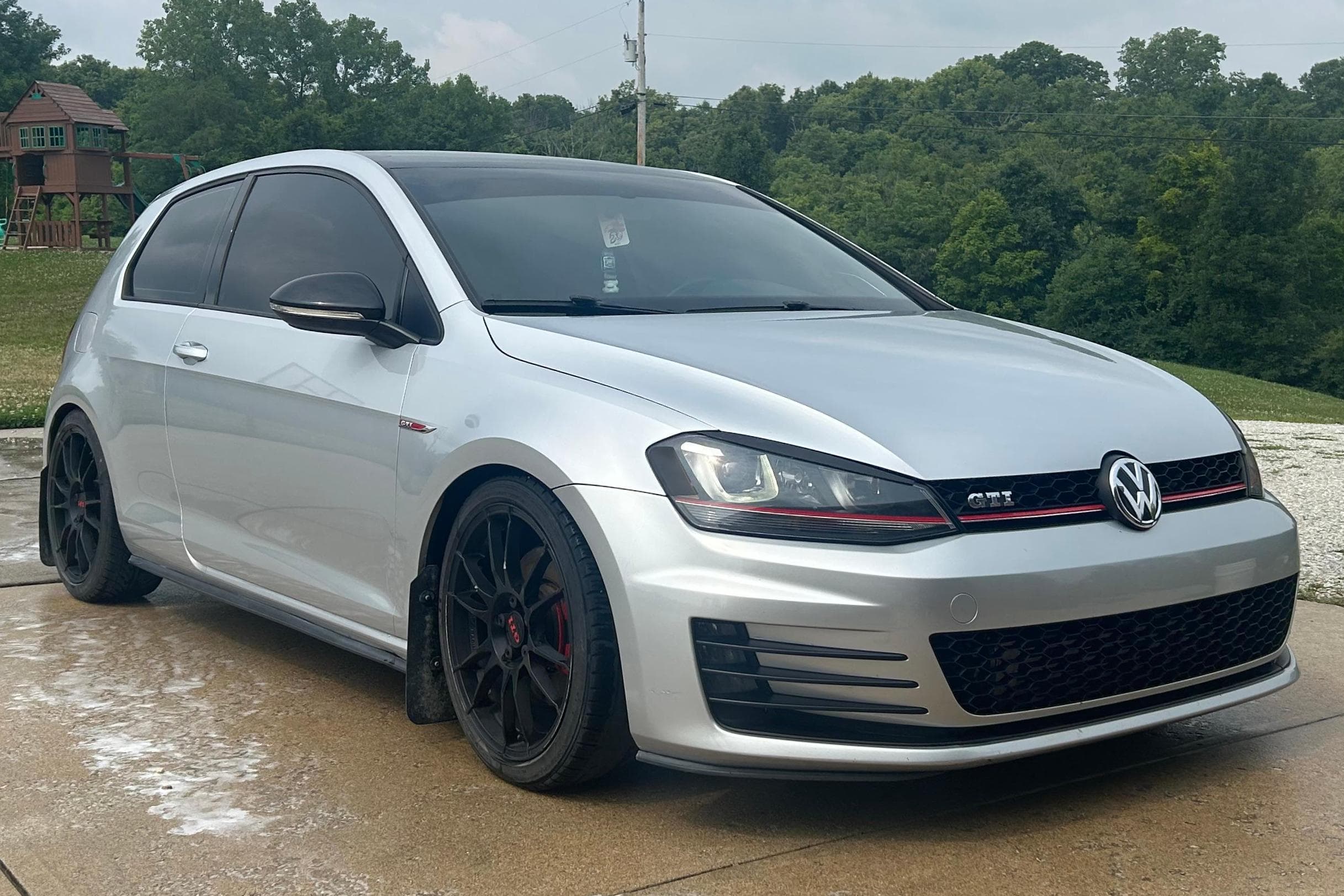 2015 Volkswagen Mk7 GTI sold for $8,500