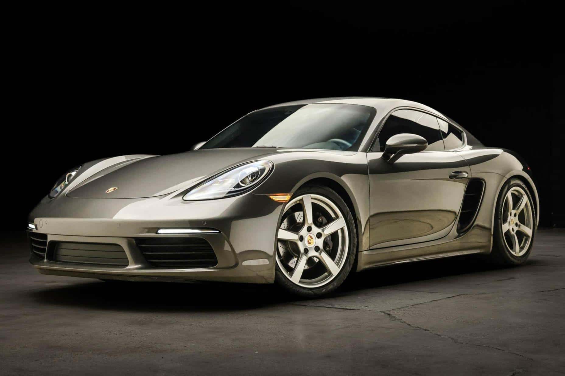 2018 Porsche 718 Cayman sold for $46,250