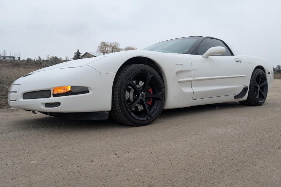 2001 Chevrolet Corvette C5 Z06 sold for $21,000