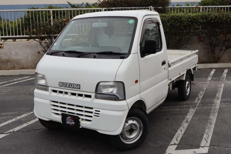2000 Suzuki Carry sold for $5,500