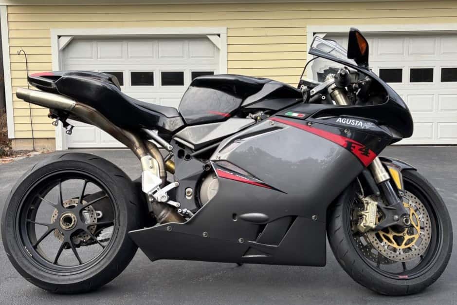 2008 MV Agusta F4 sold for $9,100