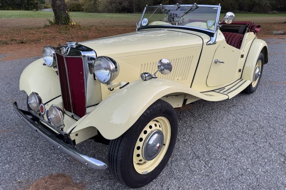 1953 MG TD sold for $10,100