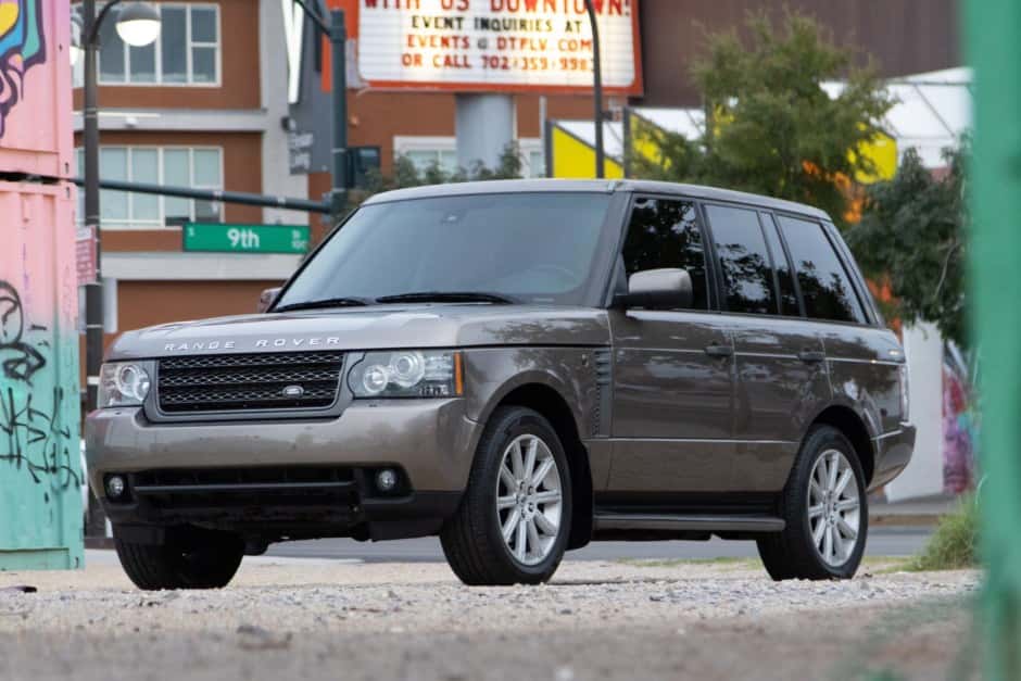 2011 Land Rover Range Rover L322 sold for $13,850