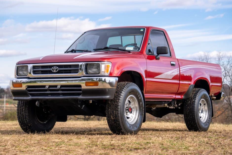 1993 Toyota Pickup (N80/90/100/110 1989-1997) sold for $20,250