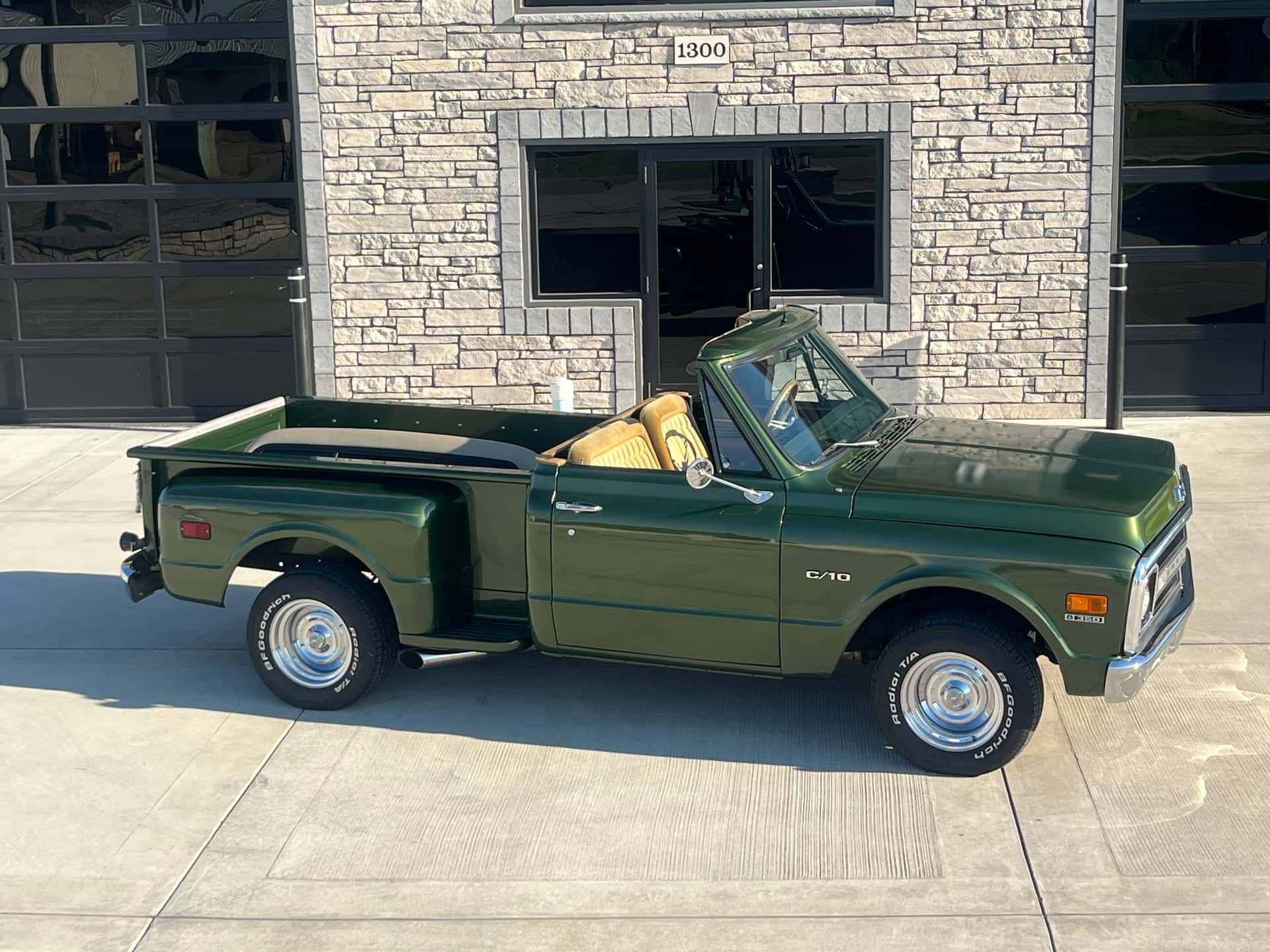 1969 Chevrolet C10 sold for $21,000