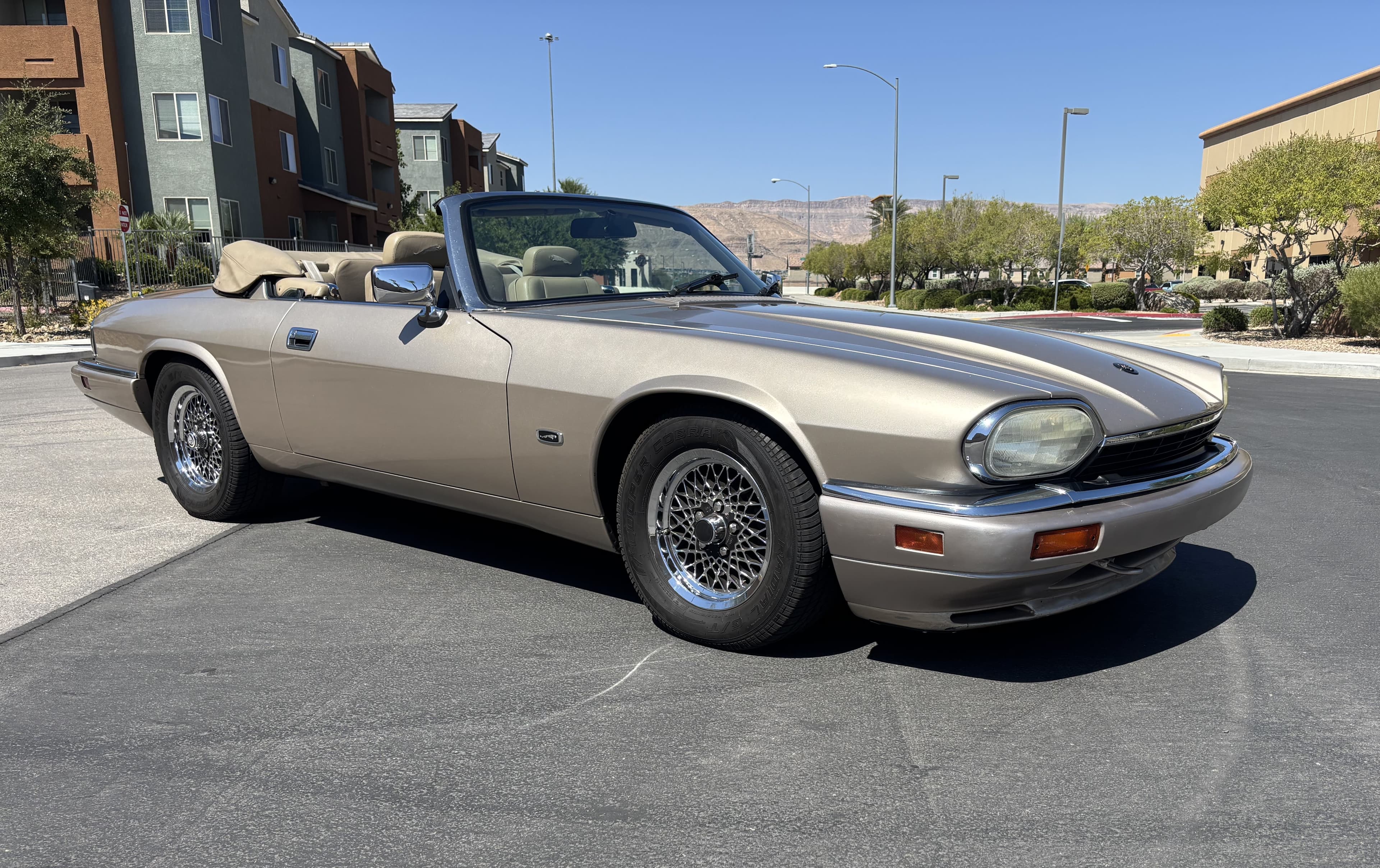 1994 Jaguar XJS sold for $5,075