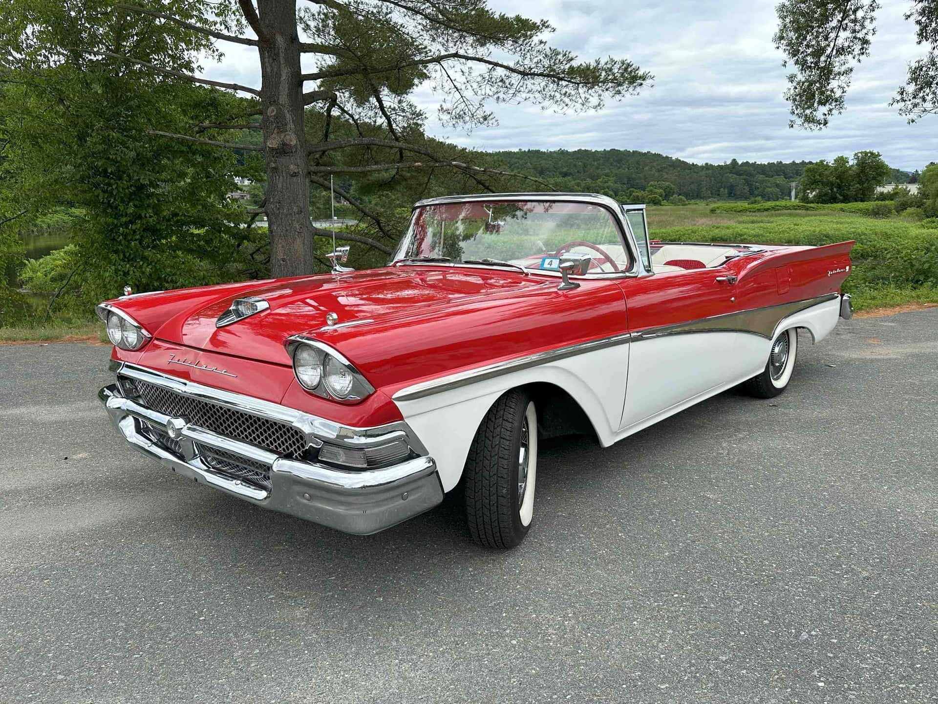 1958 Ford Fairlane 500 sold for $33,000