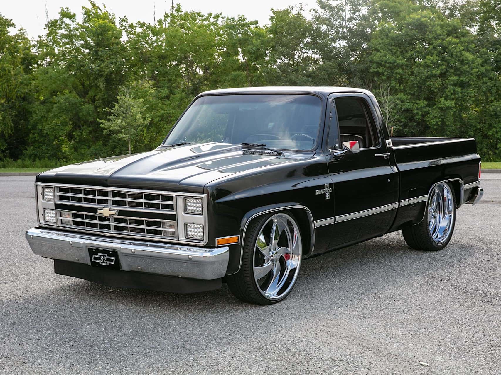 1982 Chevrolet C10 sold for $22,000