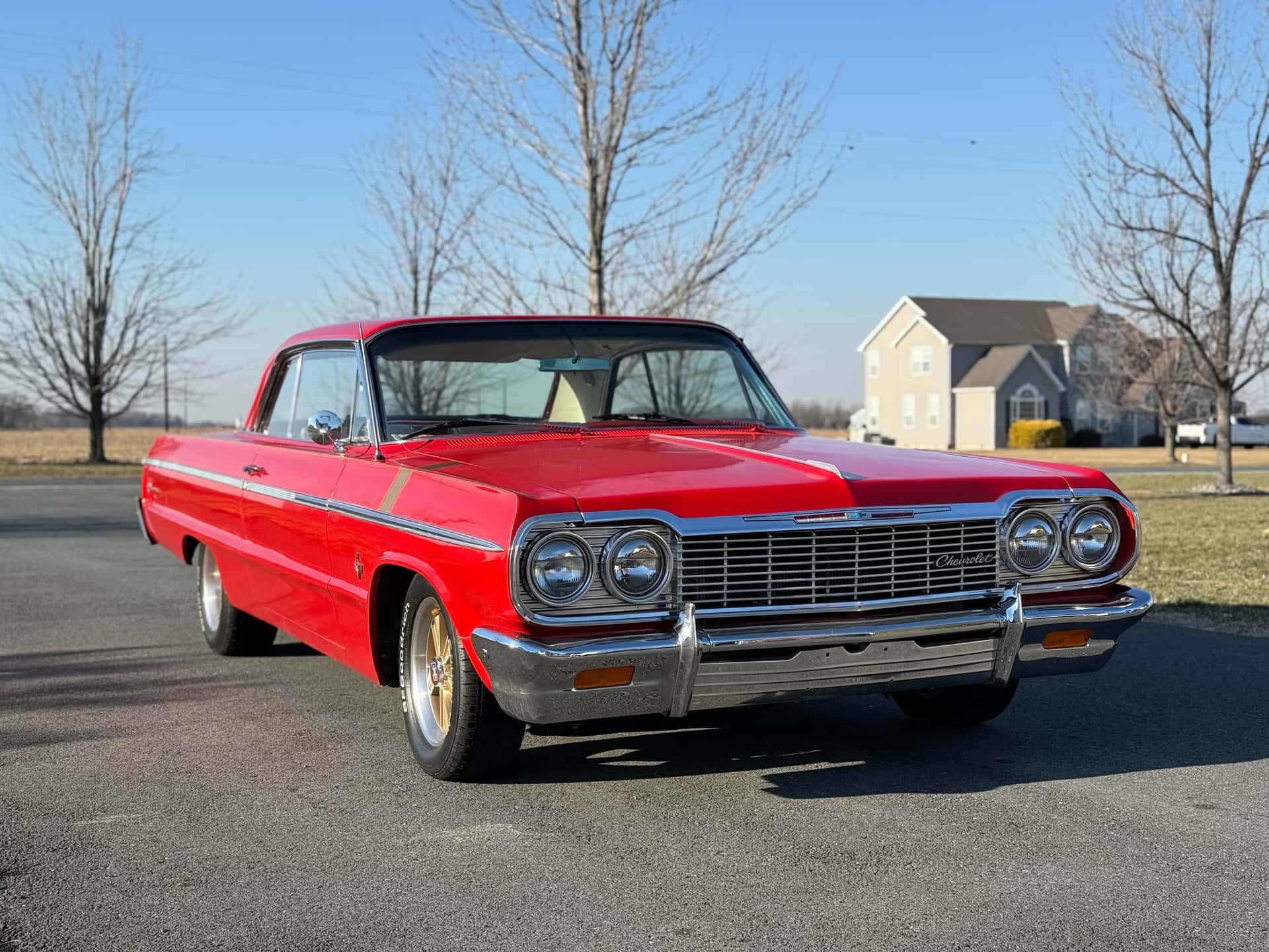1964 Chevrolet Impala sold for $32,000