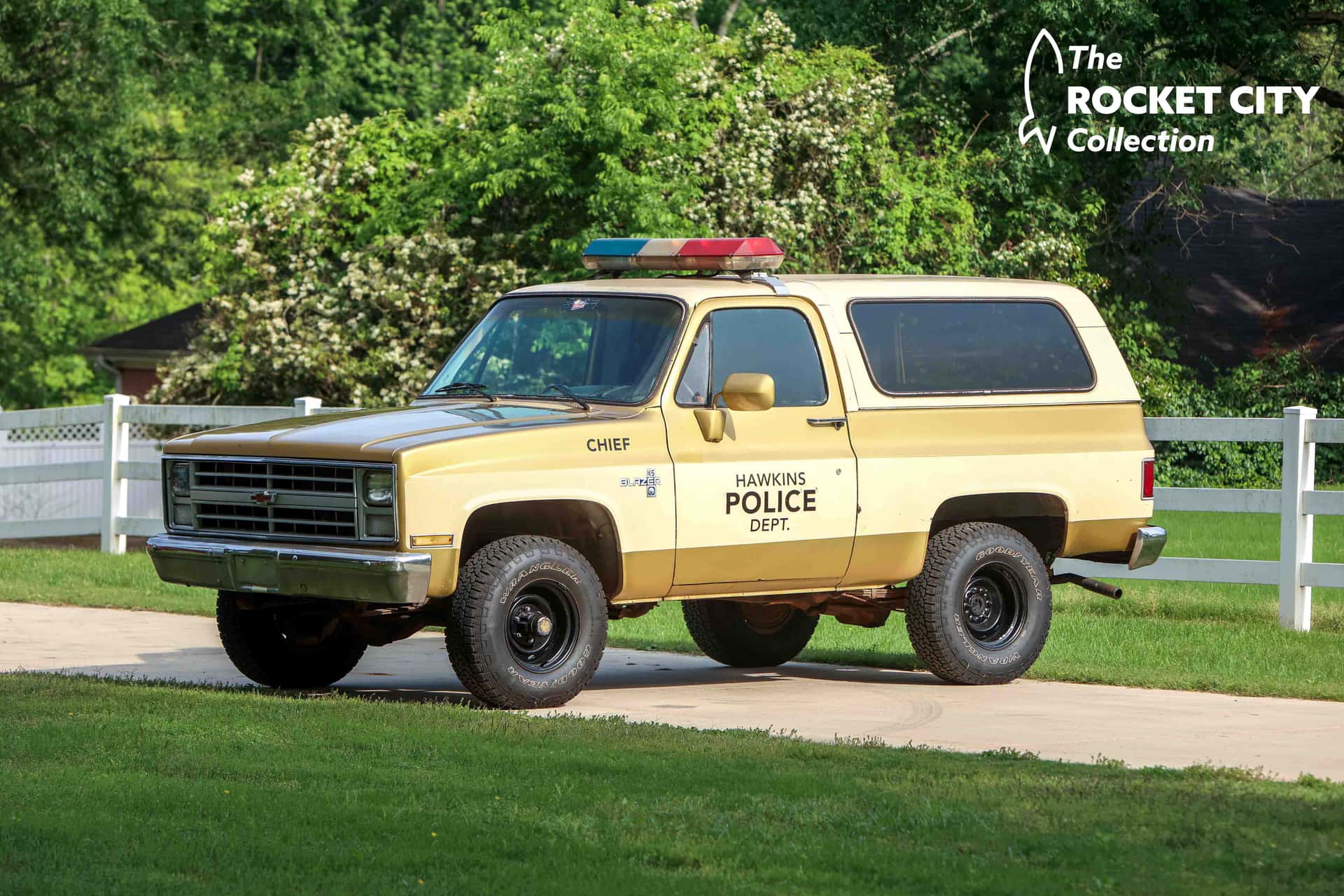1984 Chevrolet K5 Blazer sold for $10,555