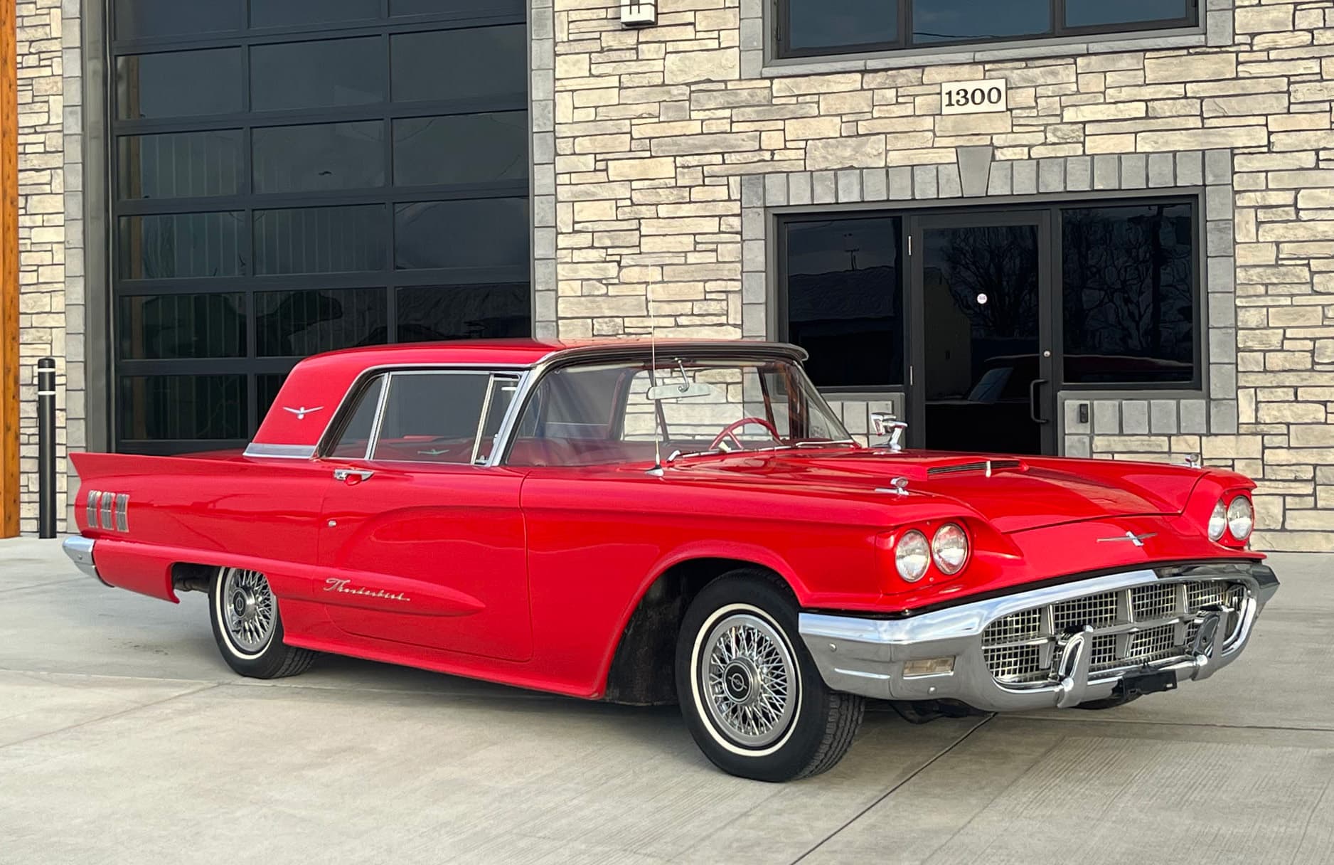 1960 Ford Thunderbird sold for $13,500