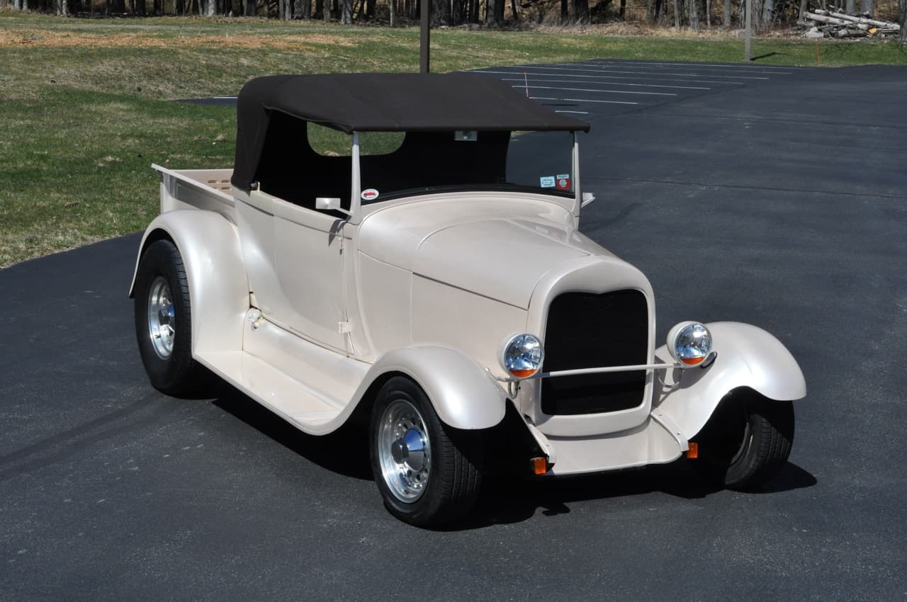 1929 Ford Roadster Pickup sold for $22,000