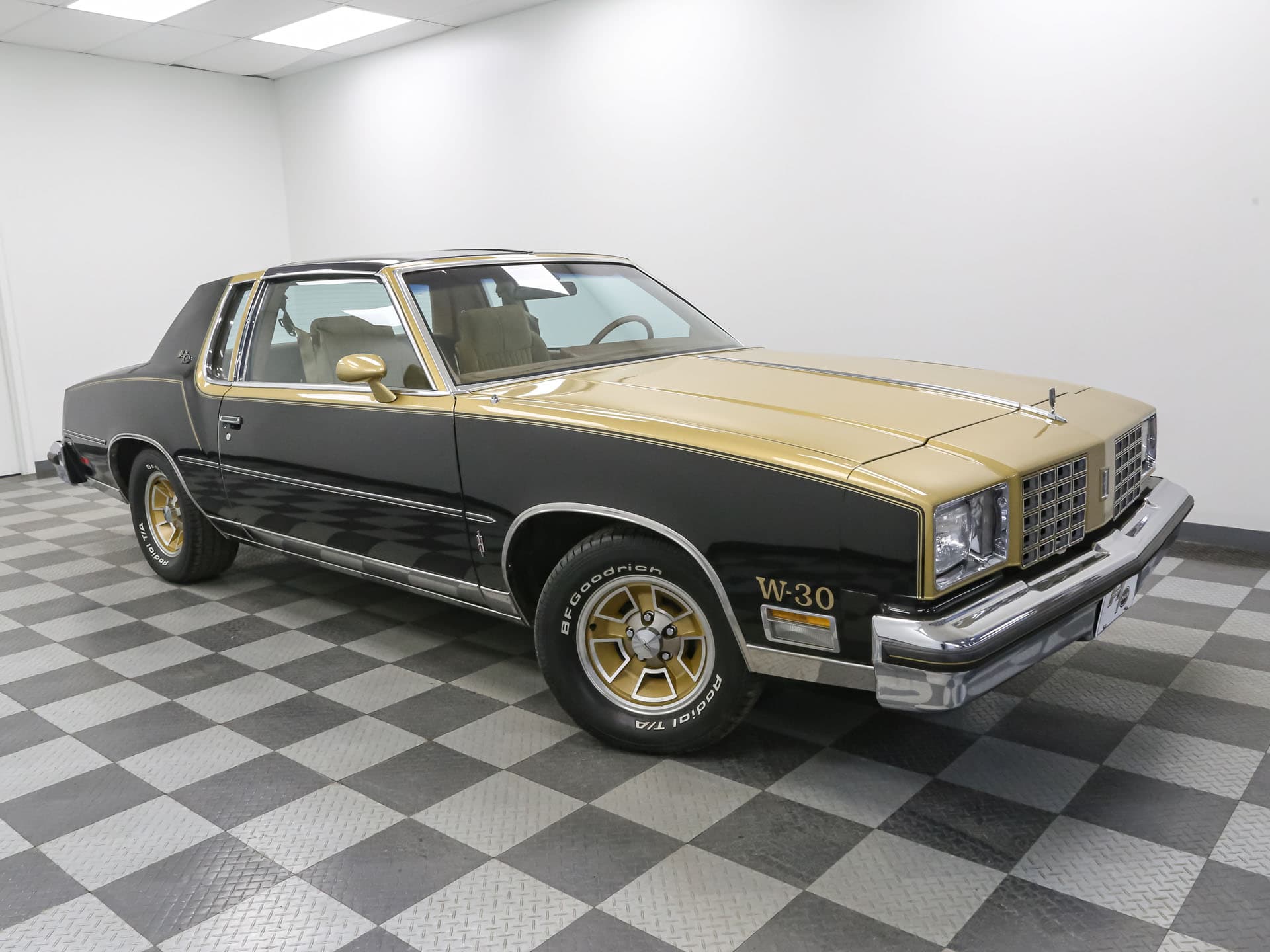 1979 Oldsmobile Cutlass sold for $18,950