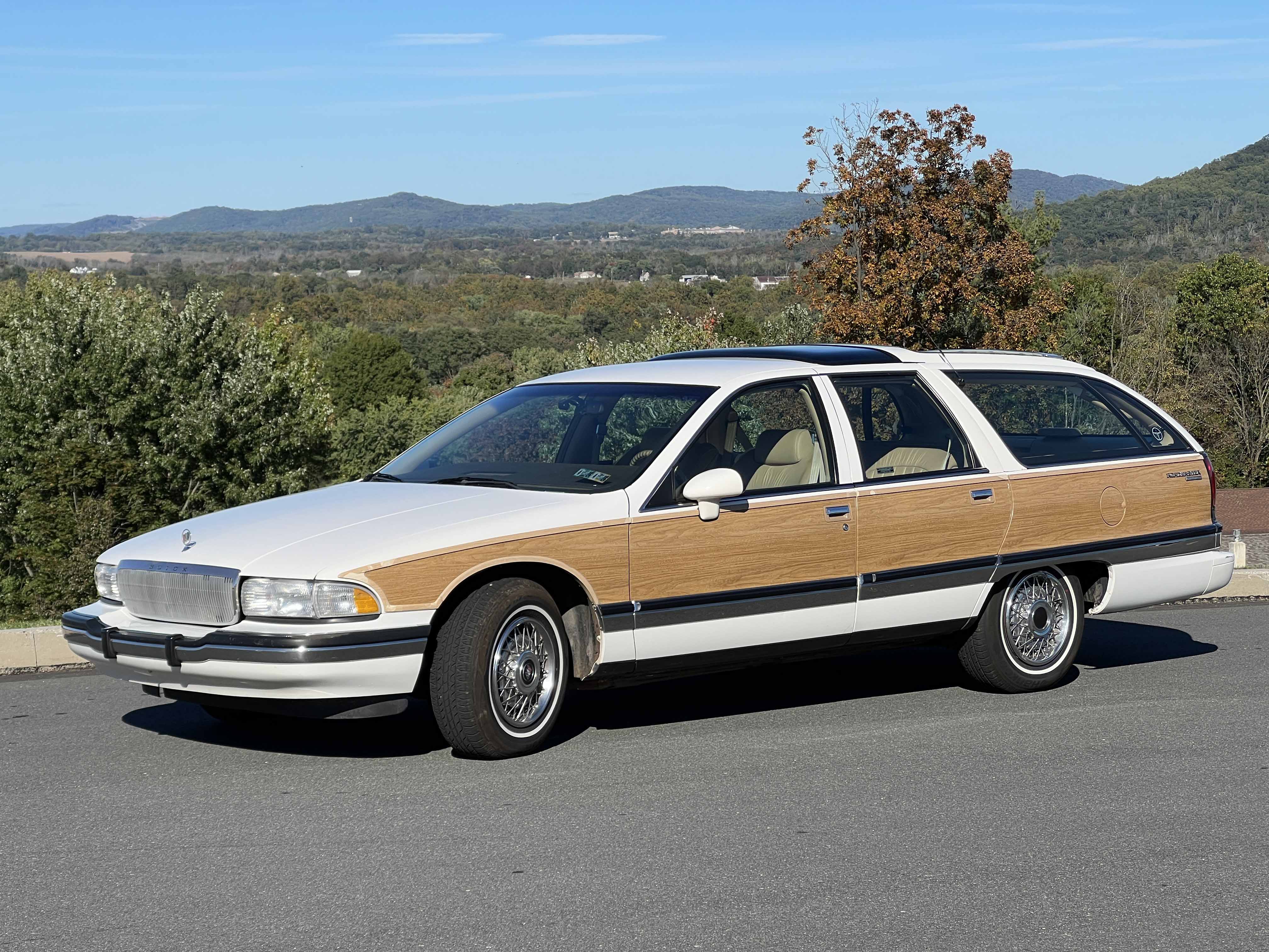 1992 Buick Roadmaster sold for $5,750