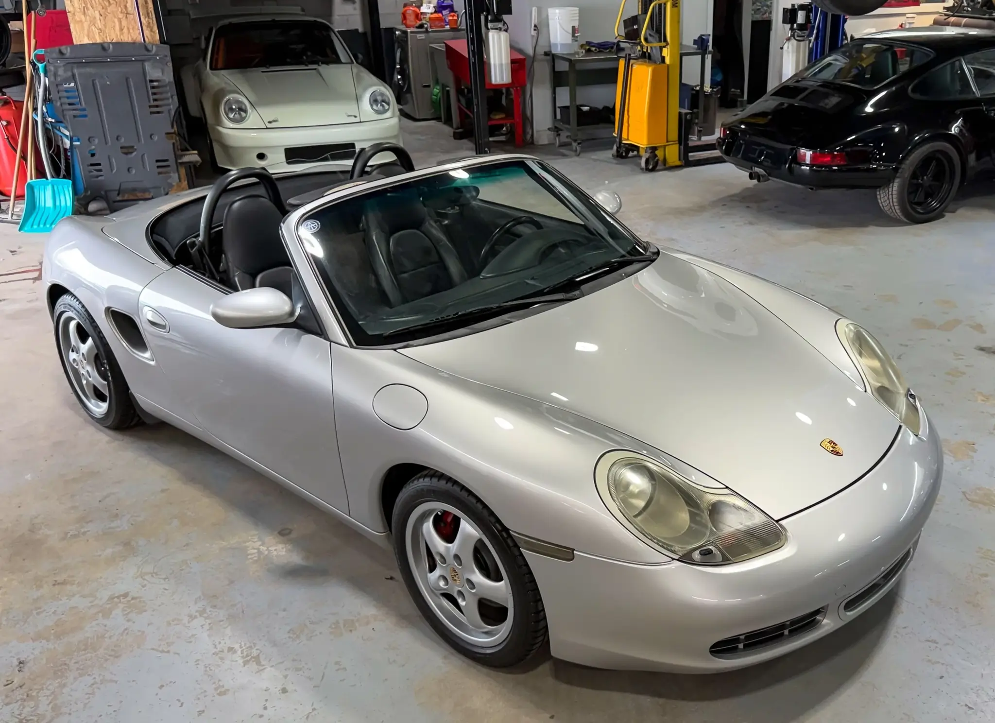 2001 Porsche Boxster S sold for $8,250