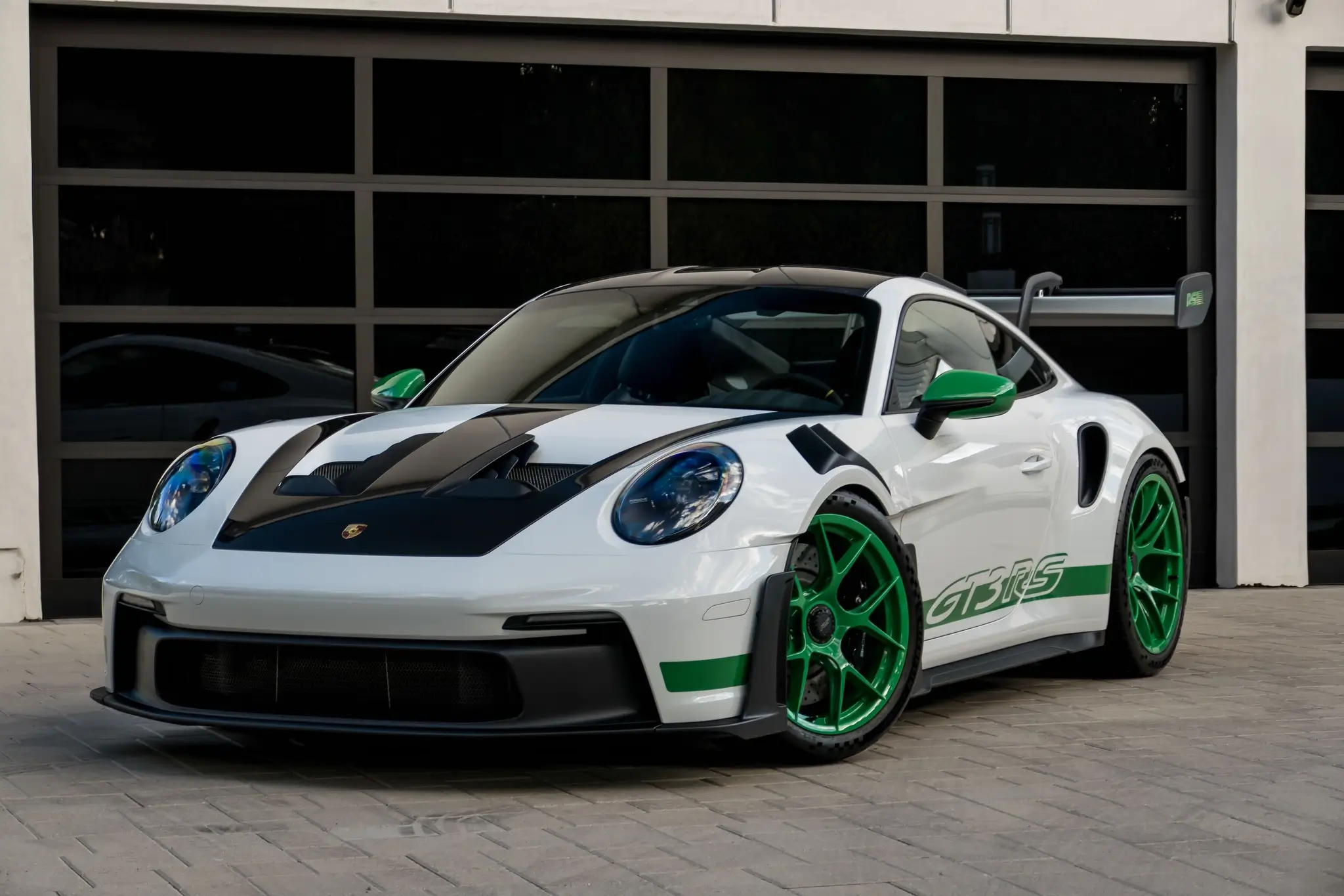 2024 Porsche 911 GT3 RS sold for $425,000